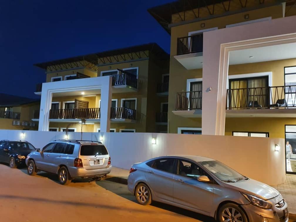 Magnifique Appartement Au Coeur De La Senegambia Kololi Banjul Exterior foto